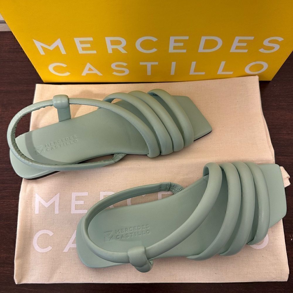 Mercedes Castillo Women’s top grain leather upper/lining strappy sandal Sz 6 NWT - Picture 8 of 16